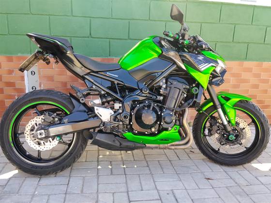 KAWASAKI Z900 KAWASAKI Z900